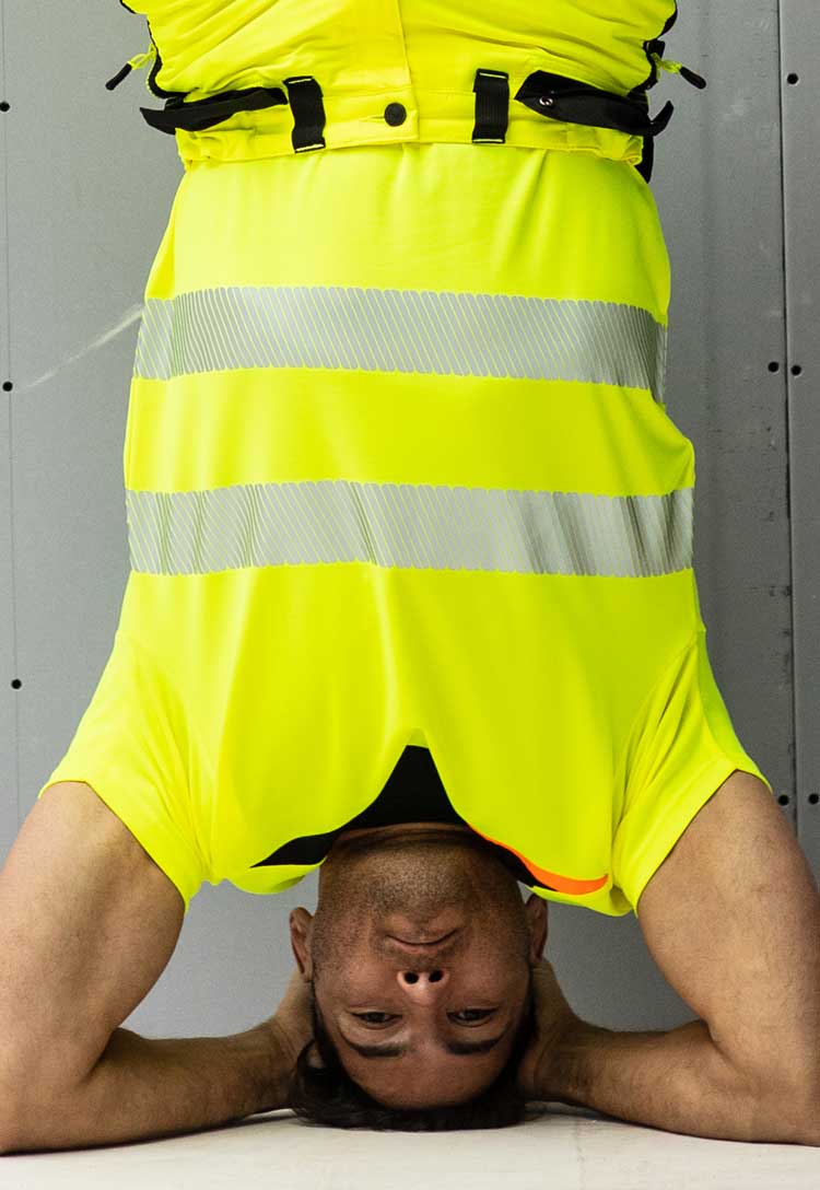 Model Wearing DX4 Hi-Vis T-Shirt S/S DX413 in Yellow/Black